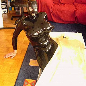 Domina gallery image