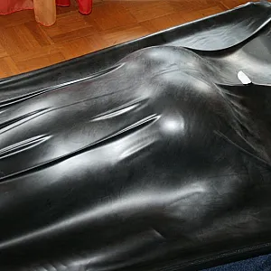 Domina gallery image