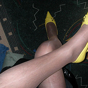 First image of Bellinda20's Gallery - Pumps my New Pumps in yellow and Green