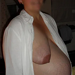pregnancy 9th month gallery image