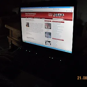 Womens and computers gallery image