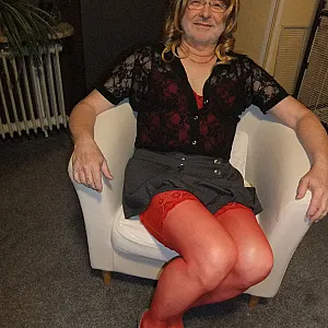me in red dessous gallery image