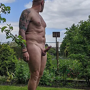 First image of TS55's Gallery - hard dick in the garden