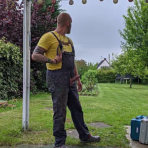 Harter Schwanz im Garten Galeriebild
