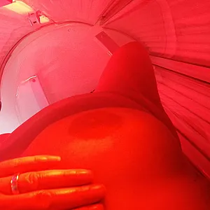 First image of Lisa1974's Gallery - in the sunshower
