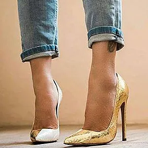 Feets gallery image