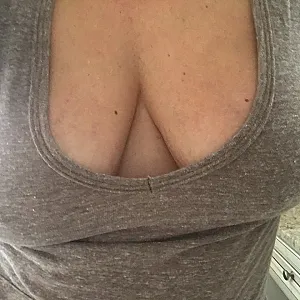 she gallery image