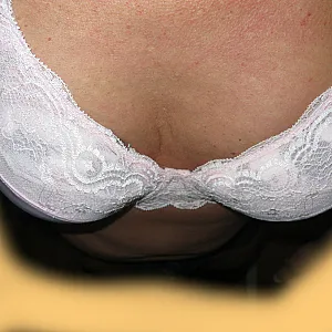 Das erste Bild von Beti's Galerie - Betis Busen