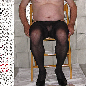 First image of pekki0965's Gallery - pantyhose down 02