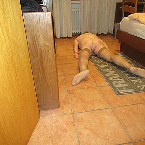 Sklave im Hotelzimmer 34 Galeriebild