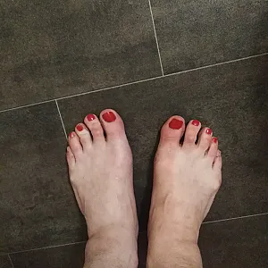 my feets gallery image