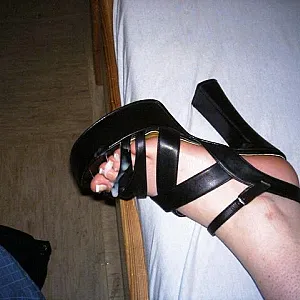 Hugh heels gallery image