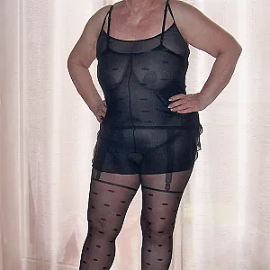 checkered body gallery image