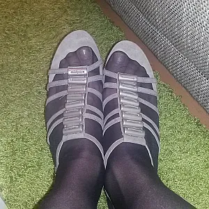 My feets gallery image