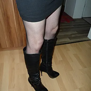 Boots and plaids) gallery image