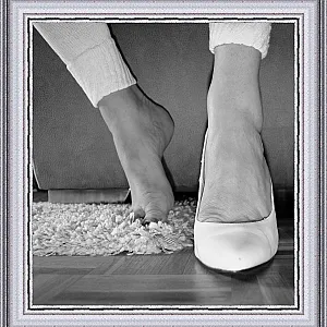 Black & Whit gallery image