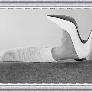 Black & Whit gallery image