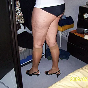 Nylonpics gallery image