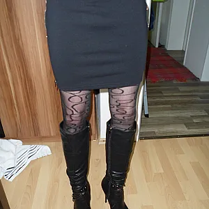 Neues Kleid und neuer Rock Galeriebild
