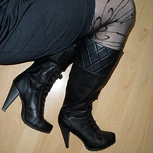Neues Kleid und neuer Rock Galeriebild