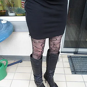 Neues Kleid und neuer Rock Galeriebild