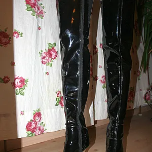 Sina´s High Heel Overknees Galeriebild