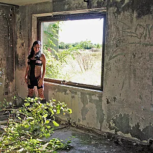 Shooting 1 gallery image