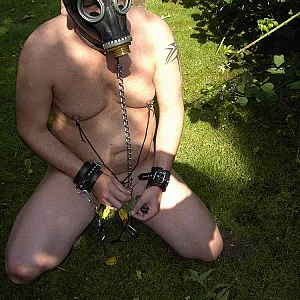 Sklave im garten...... Galeriebild