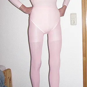Nylons gallery image