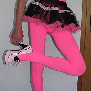 Nylons gallery image