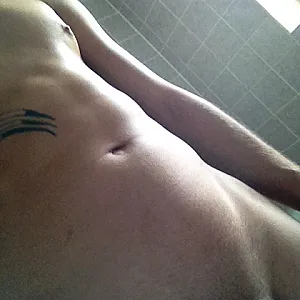 Shaving gallery image