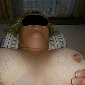 I love her tits gallery image