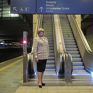 Am 19.06.2016 Nachts im Messe Bahnhof Laatzen Galeriebild