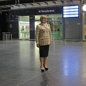 Am 19.06.2016 Nachts im Messe Bahnhof Laatzen Galeriebild
