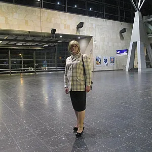 Am 19.06.2016 Nachts im Messe Bahnhof Laatzen Galeriebild