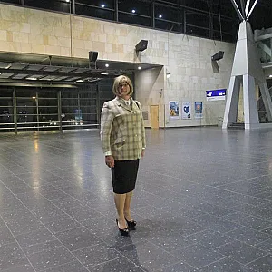 Am 19.06.2016 Nachts im Messe Bahnhof Laatzen Galeriebild