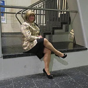 Am 19.06.2016 Nachts im Messe Bahnhof Laatzen Galeriebild