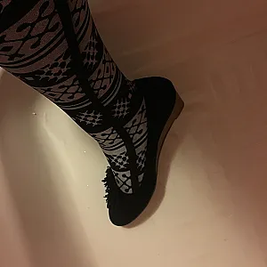 Transe In Nylons gepisst und geduscht Galeriebild