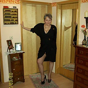 Annis hot Body!! gallery image