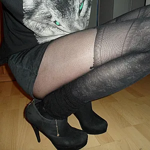 Smart Casual) gallery image