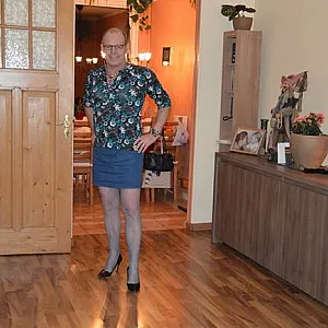 First image of Stocking54's Gallery - Dressed like a women at home