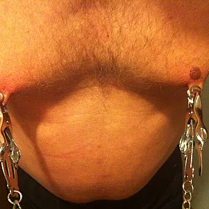 Nipple-Games Galeriebild