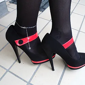 Naht-FSH und Heels Galeriebild