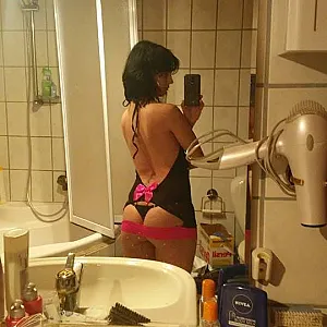 Toy and dessous gallery image