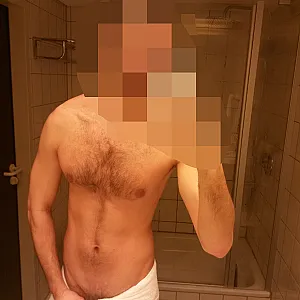 My body and me gallery image
