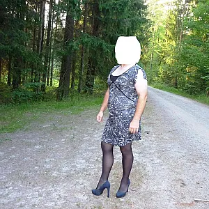 Outdoor in geiler Wäsche Galeriebild