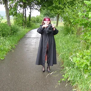 Musch in the Rain gallery image