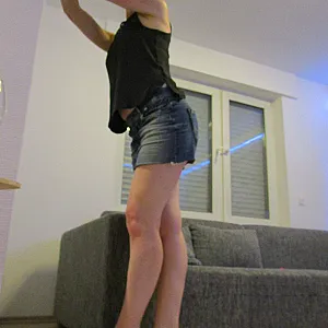 Unter dem Jeansrock.... Galeriebild