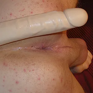 Dildo drin Galeriebild