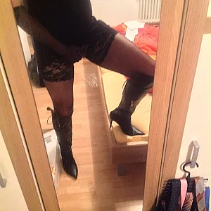 Strapse whore gallery image